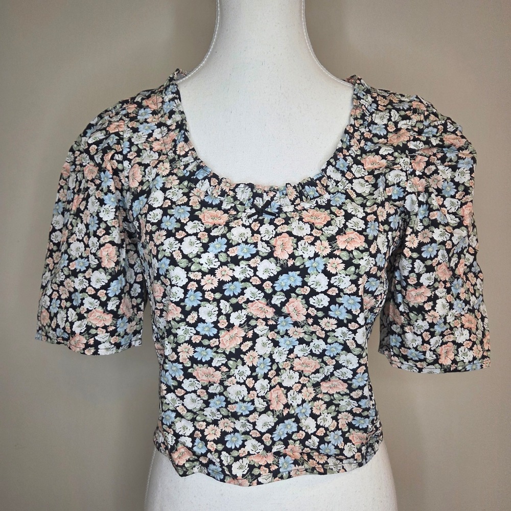 Levis Women Floral Cropped Cottagecore Puff Sleeve Cotton Top Black Small NWT
